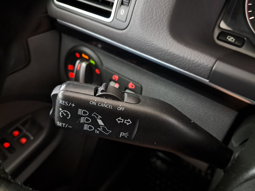 Volkswagen Touran, 2011