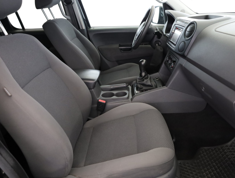 Volkswagen Amarok, 2011