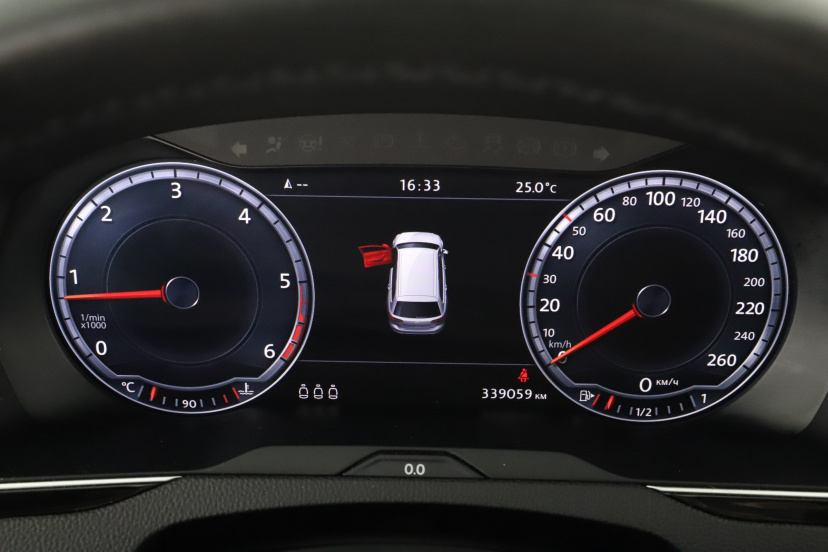 Volkswagen Passat, 2016