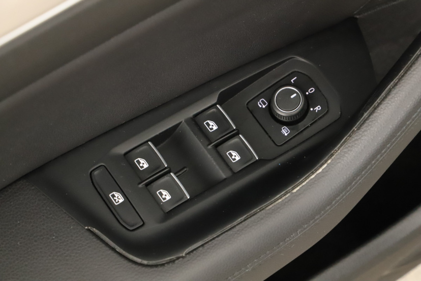 Volkswagen Passat, 2016