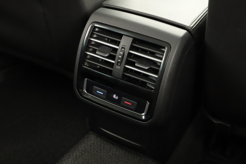 Volkswagen Passat, 2016