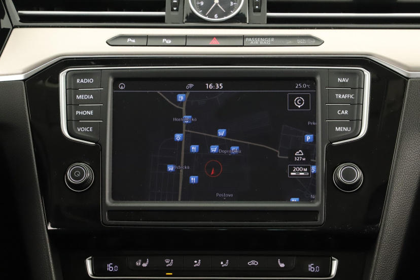 Volkswagen Passat, 2016