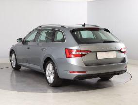 Škoda Superb - 2020
