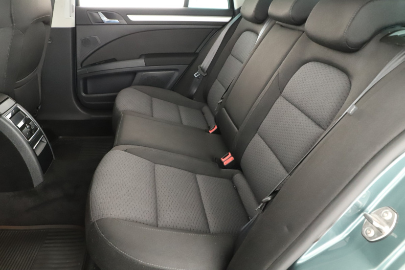 Škoda Superb, 2012