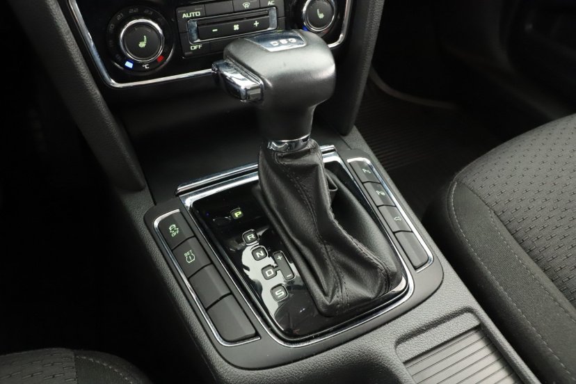 Škoda Superb, 2012