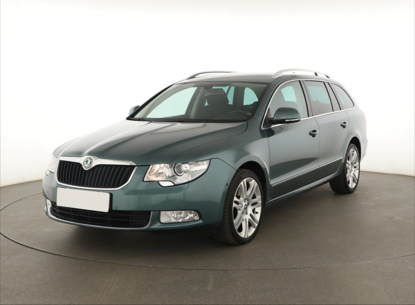 Škoda Superb, 2012