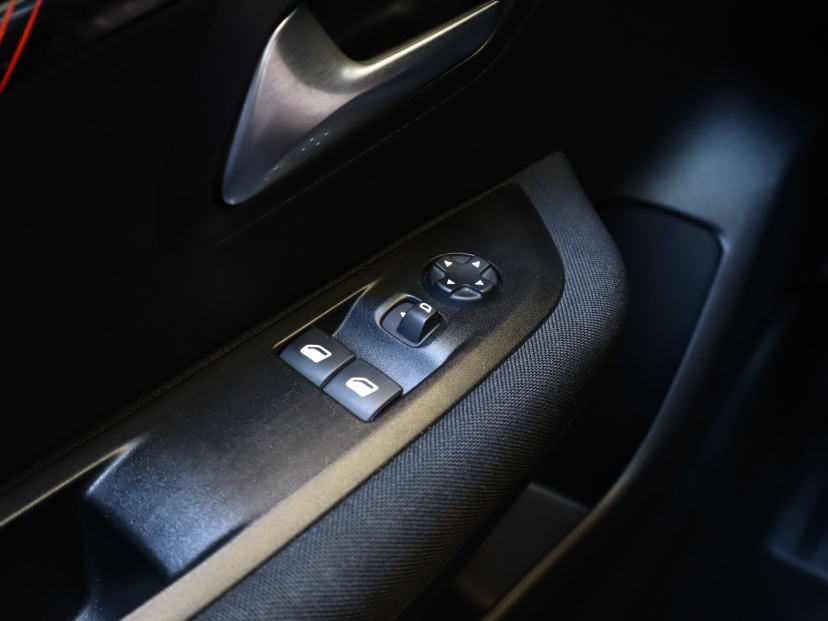 Peugeot 208, 2020