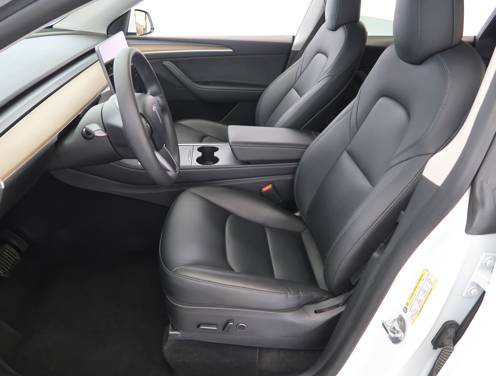 Tesla Model Y - 2021