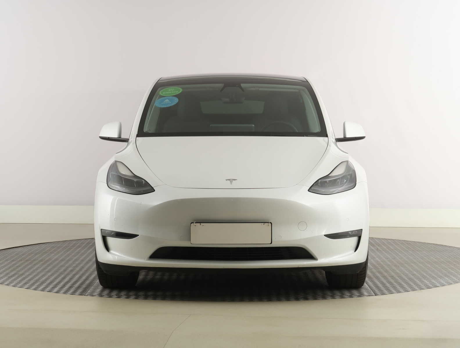 Tesla Model Y Long Range AWD – fotografie 2