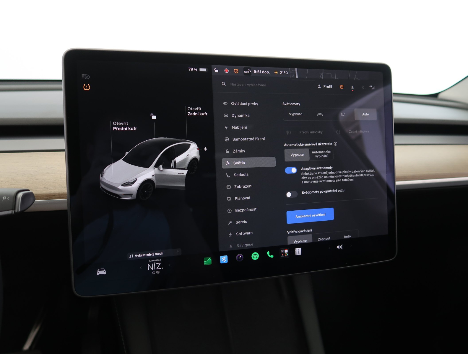 Tesla Model Y Long Range AWD – fotografie 29