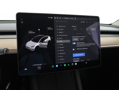 Tesla Model Y - 2021