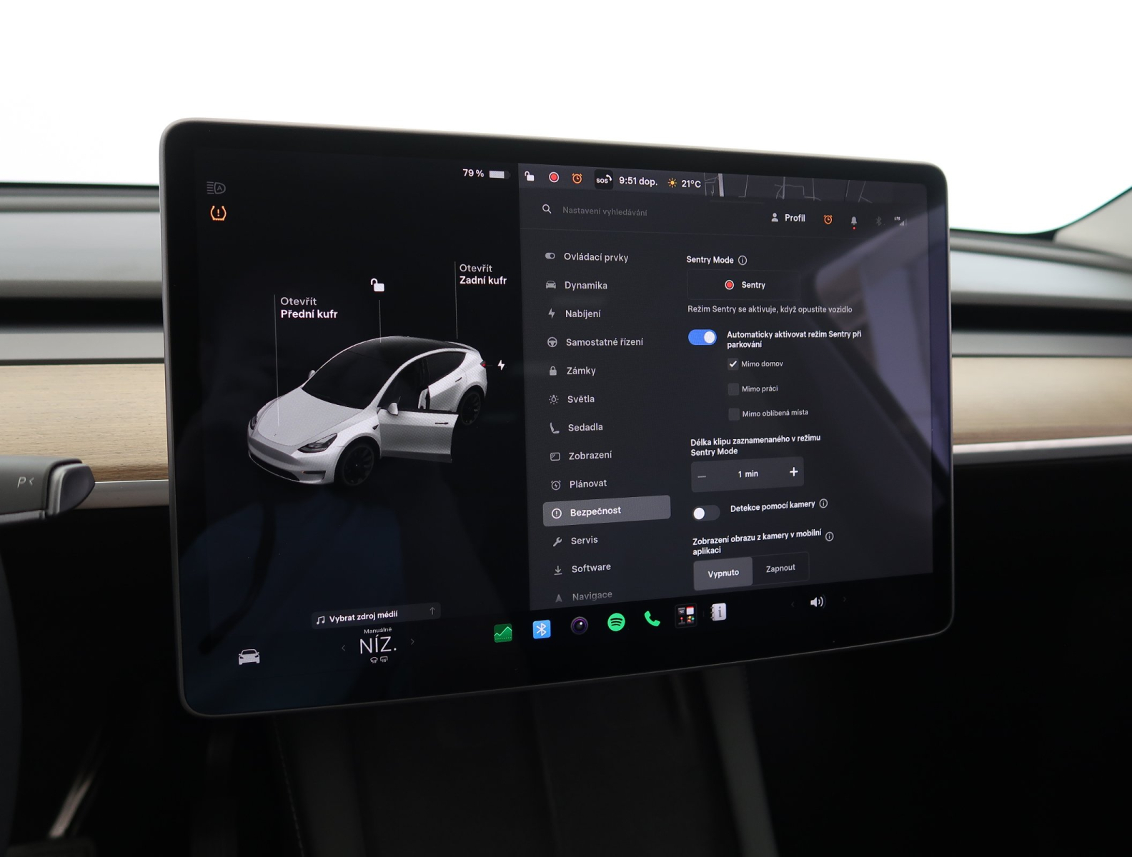 Tesla Model Y - 2021