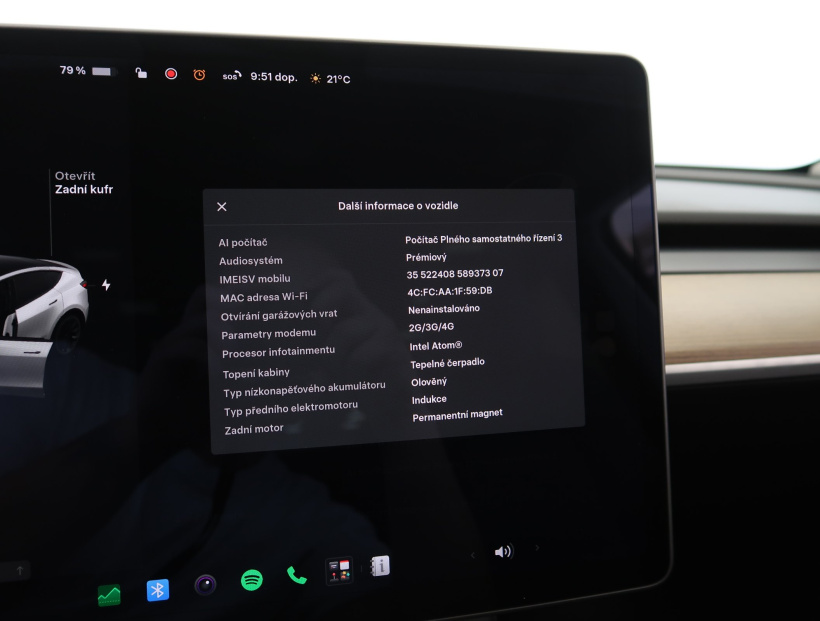 Tesla Model Y, 2021