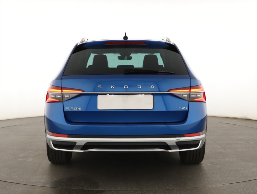 Škoda Superb, 2021