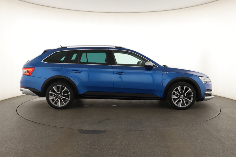 Škoda Superb, 2021