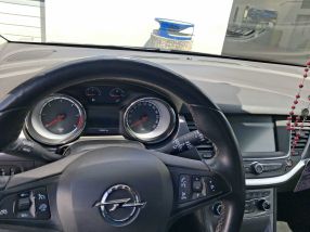Opel Astra - 2016