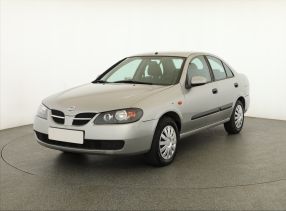Nissan Almera - 2004