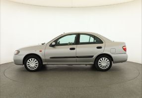 Nissan Almera - 2004