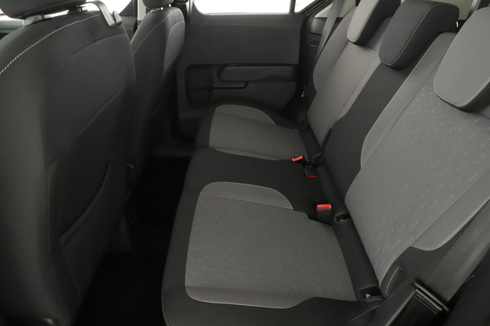 Ford Tourneo Courier - 2024