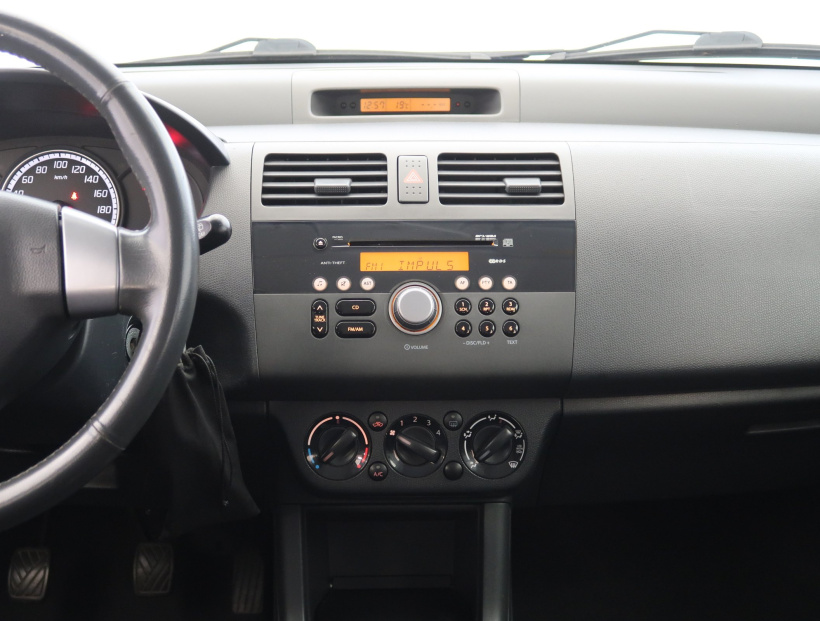 Suzuki Swift, 2009