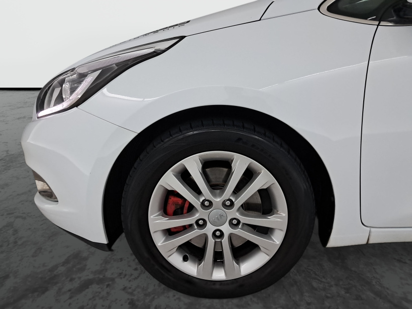 Kia Ceed, 2013