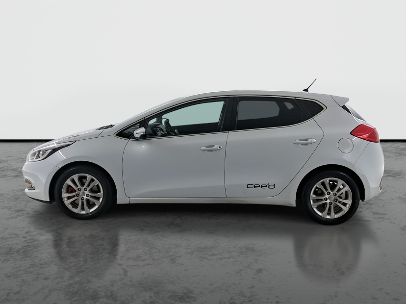 Kia Ceed, 2013