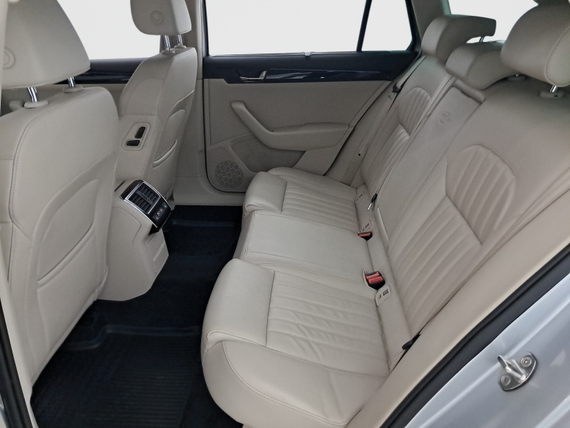 Škoda Superb, 2016