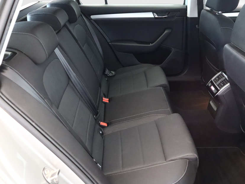 Škoda Superb, 2016