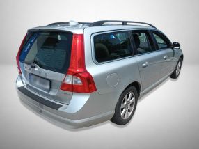 Volvo V70 - 2011