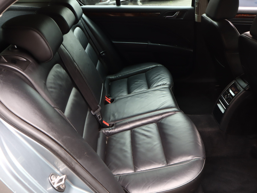 Škoda Superb, 2009