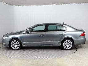 Škoda Superb - 2009