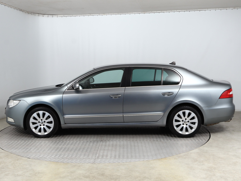Škoda Superb, 2009