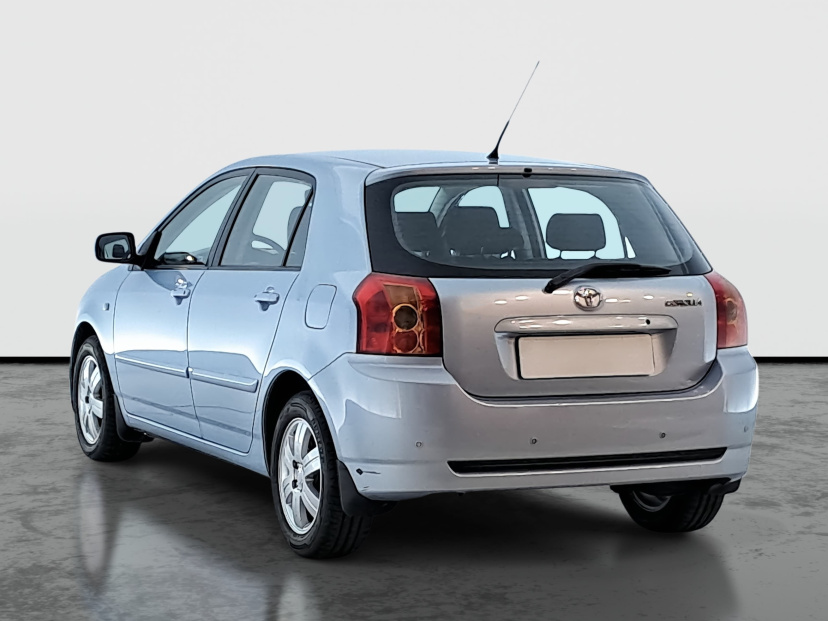 Toyota Corolla, 2005