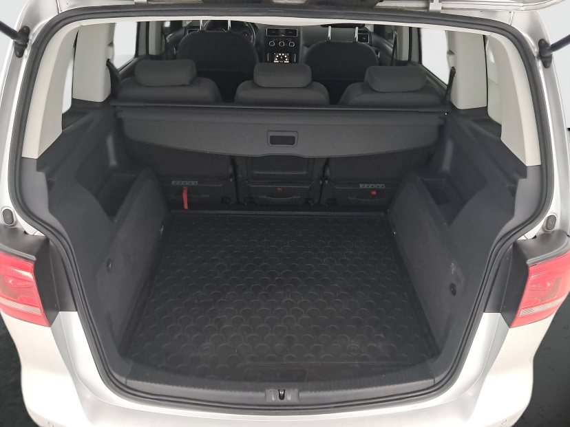 Volkswagen Touran, 2015