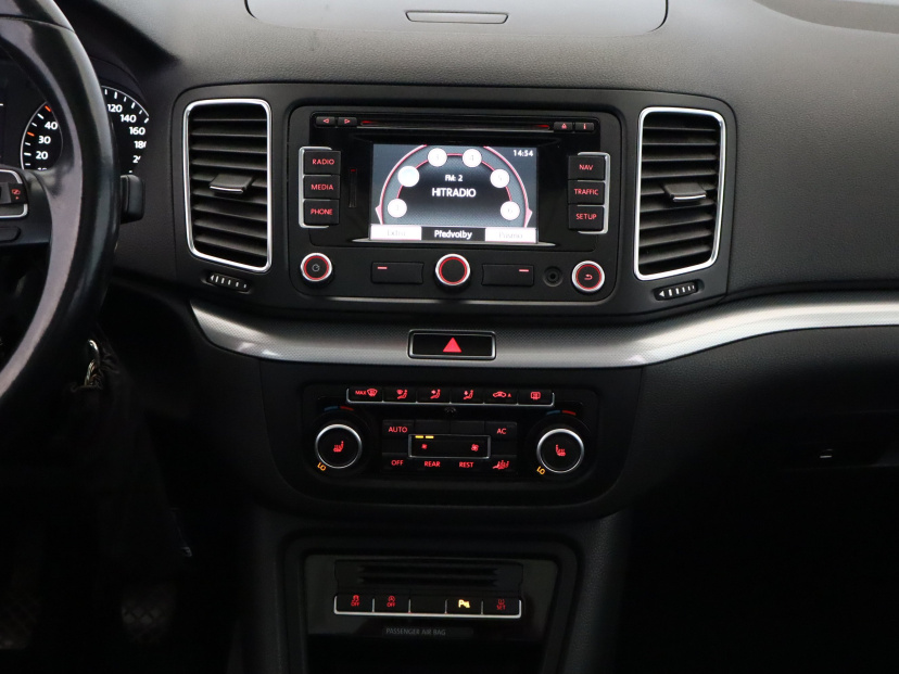 Volkswagen Sharan, 2012