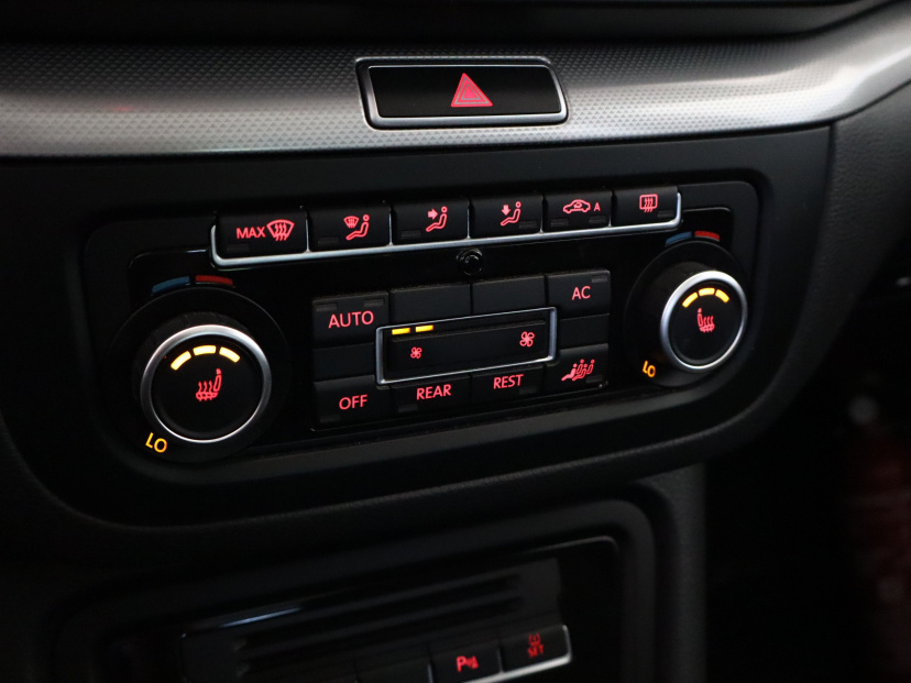 Volkswagen Sharan, 2012