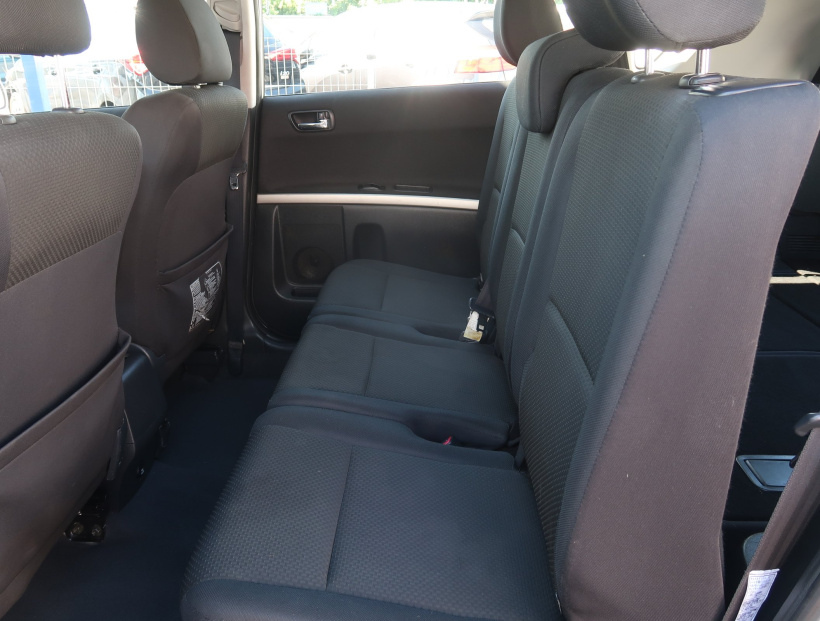 Toyota Corolla Verso, 2004