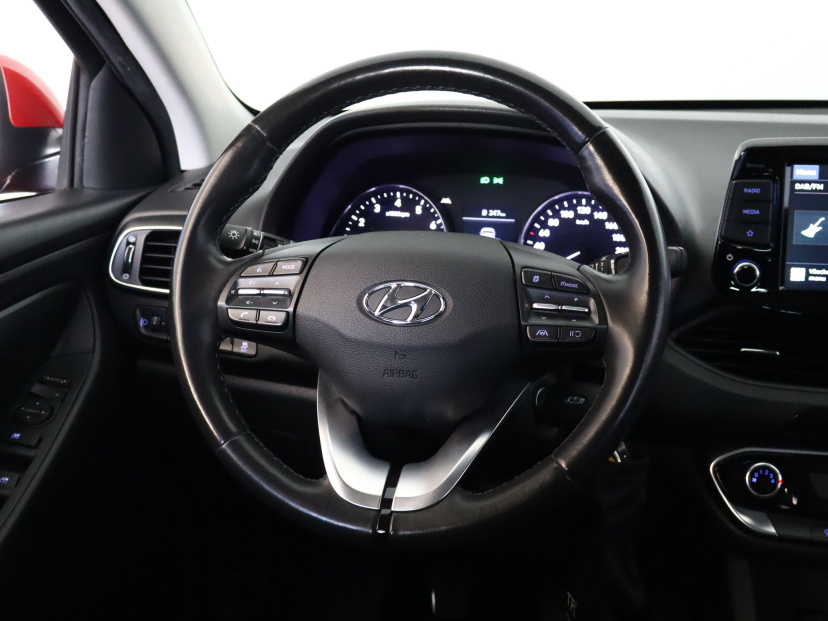 Hyundai i30, 2021