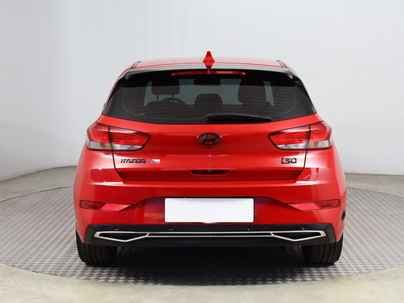 Hyundai i30, 2021