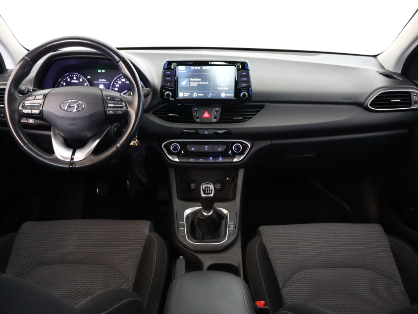 Hyundai i30, 2021
