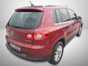 Volkswagen Tiguan - 2010