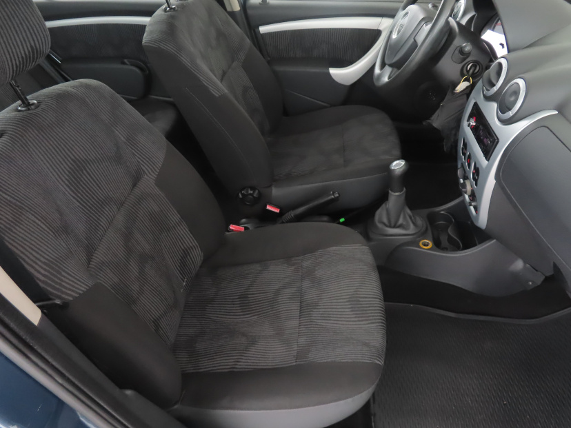 Dacia Sandero, 2010