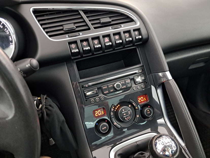 Peugeot 3008, 2014