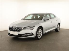Škoda Superb - 2022