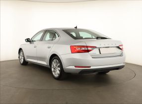 Škoda Superb - 2022
