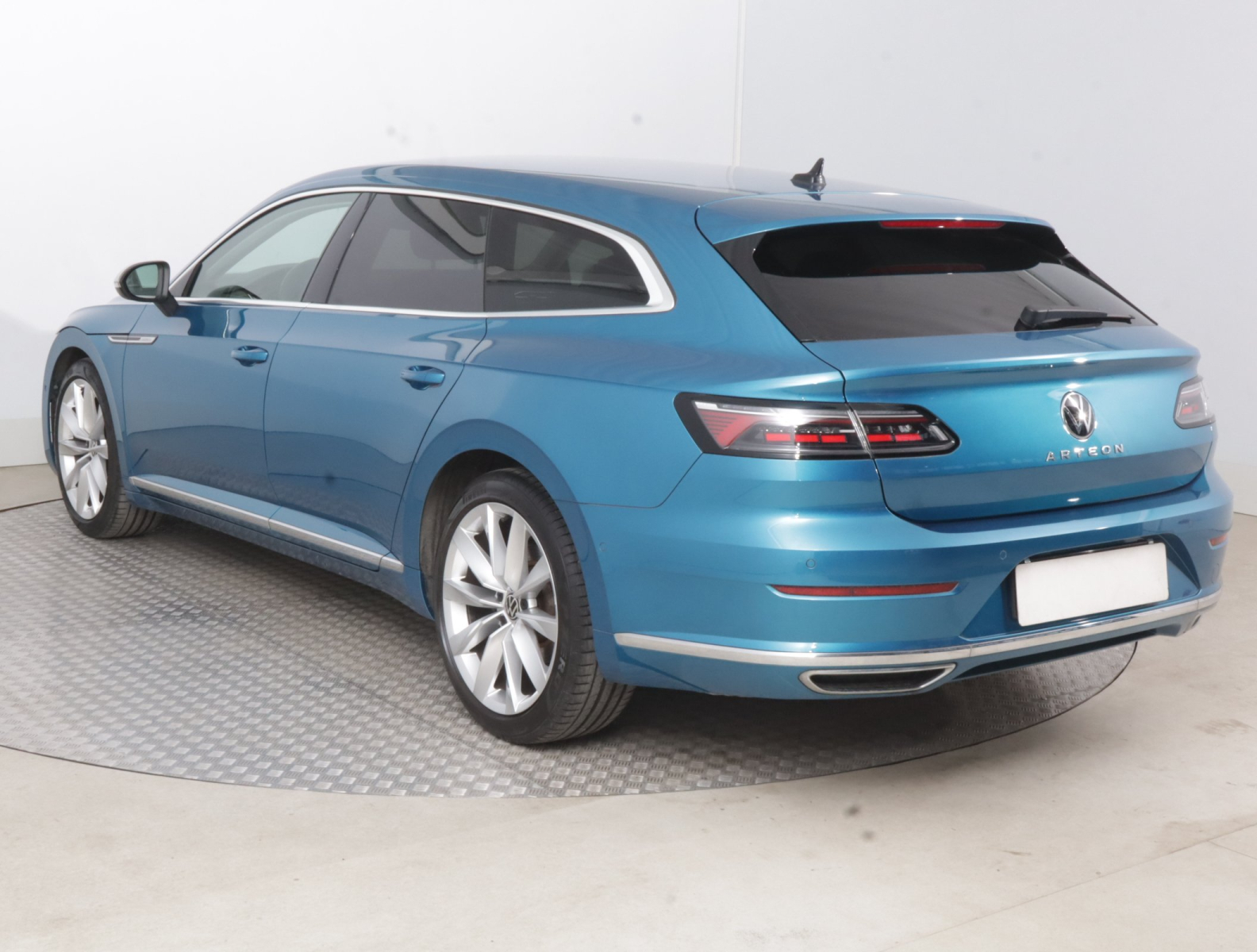 Volkswagen Arteon - 2021