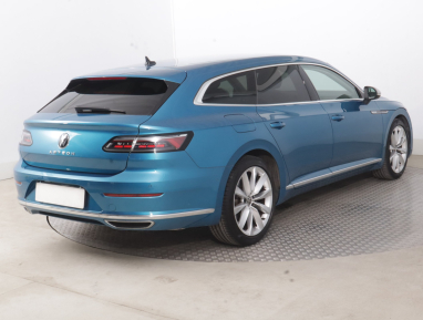 Volkswagen Arteon - 2021