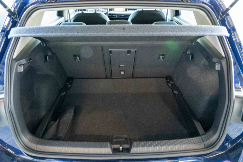 Volkswagen Golf, 2023