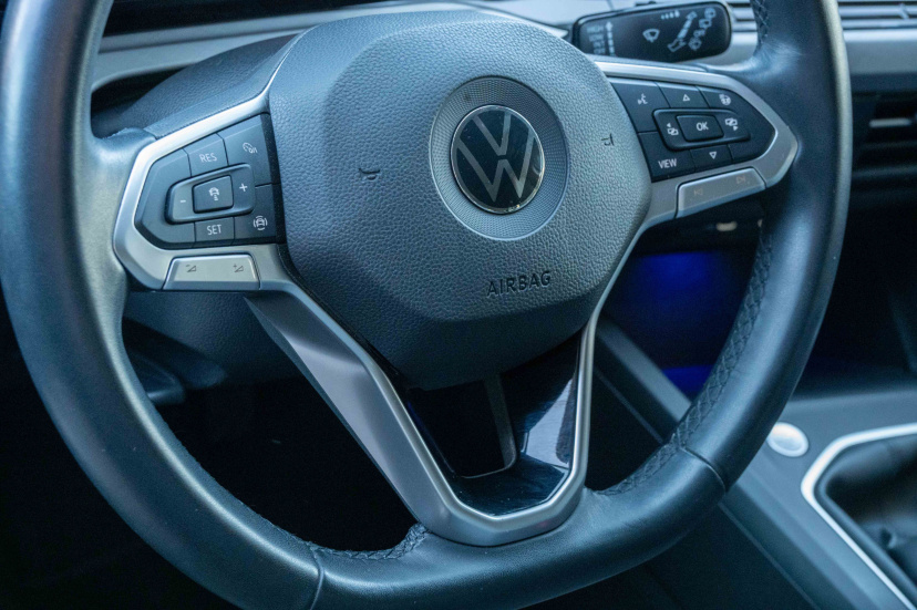 Volkswagen Golf, 2023
