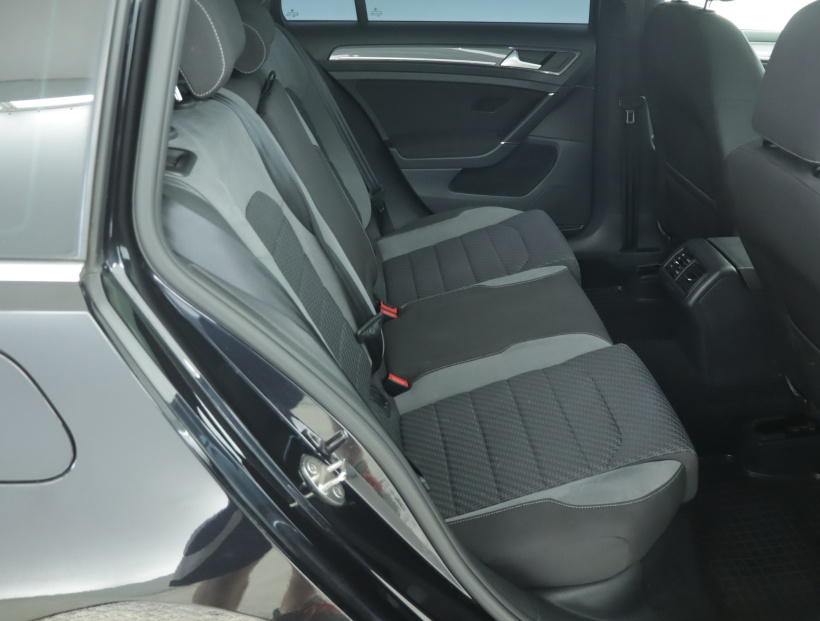 Volkswagen Golf, 2018